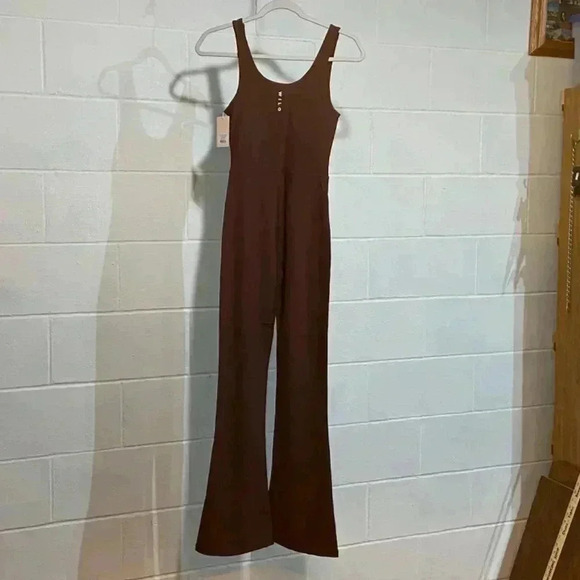 Wilo the Label Women Flare Jumpsuit Brown Athletic Travel Workout Loungewear Rib - Picture 3 of 9